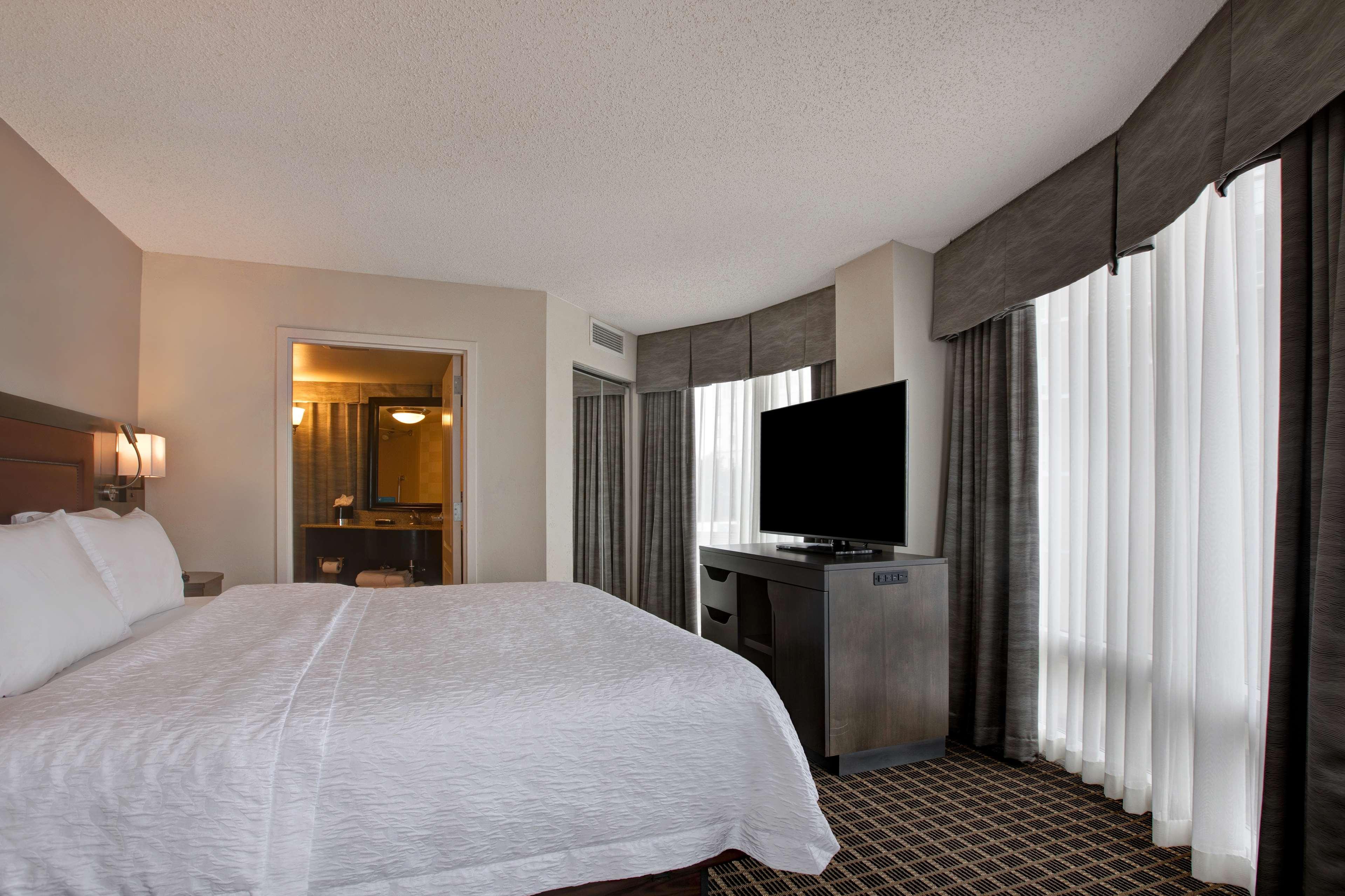 Hampton Inn & Suites Greenville-Downtown-Riverplace Dış mekan fotoğraf