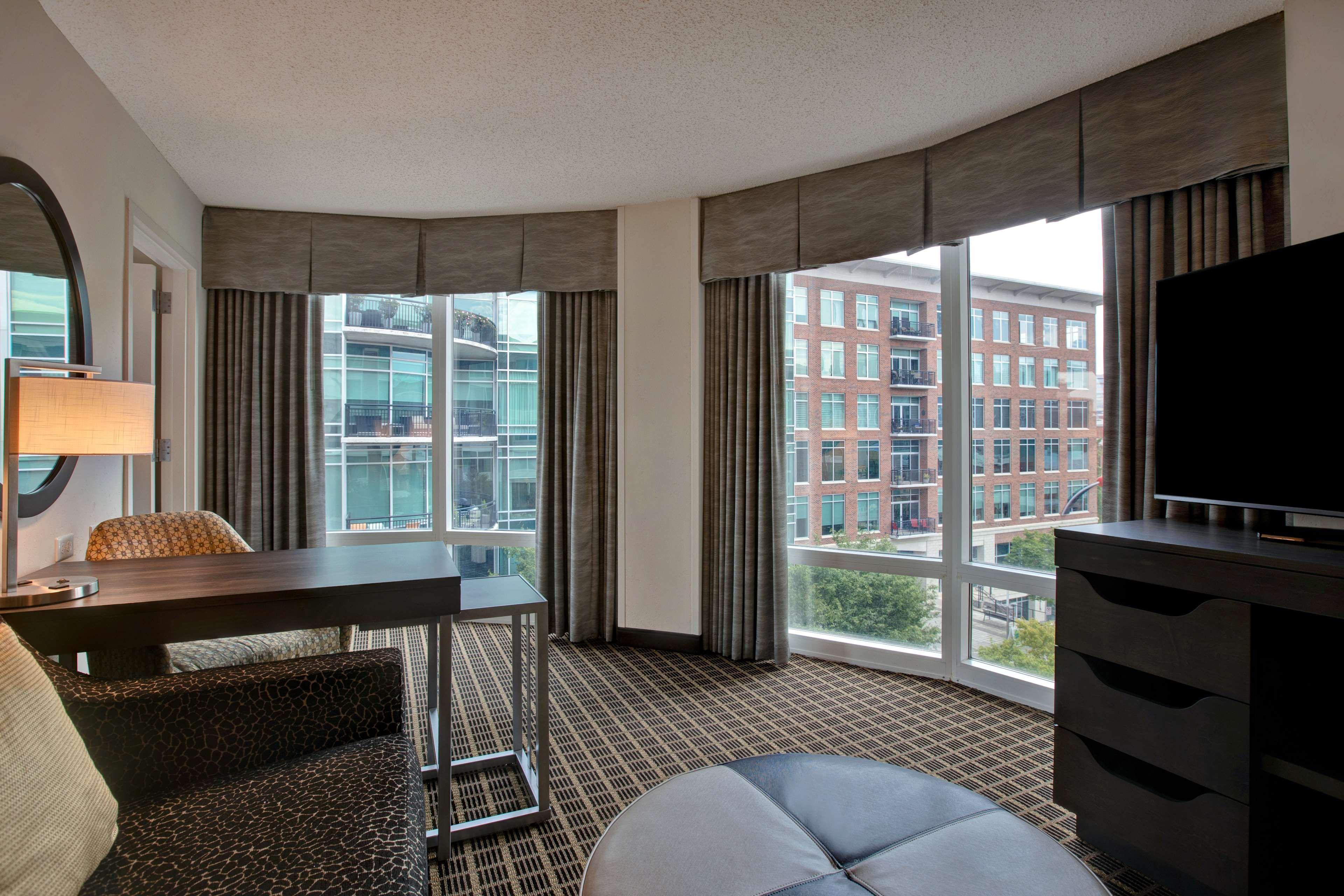 Hampton Inn & Suites Greenville-Downtown-Riverplace Dış mekan fotoğraf