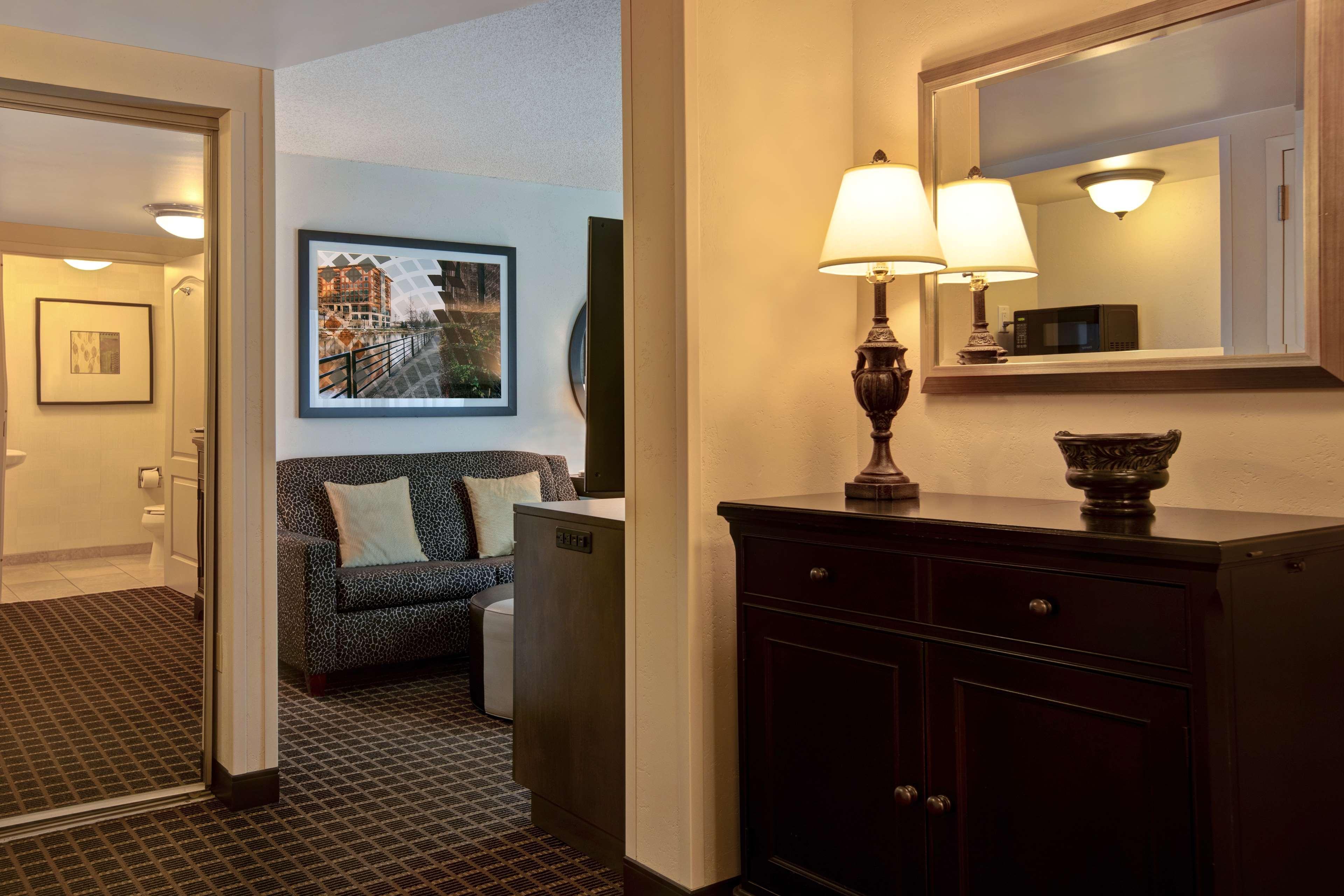 Hampton Inn & Suites Greenville-Downtown-Riverplace Dış mekan fotoğraf